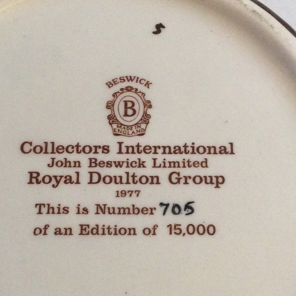 Beswick - Royal Doulton Group Mug - Dickens Christmas Carol 1977 - Picture 5 of 8